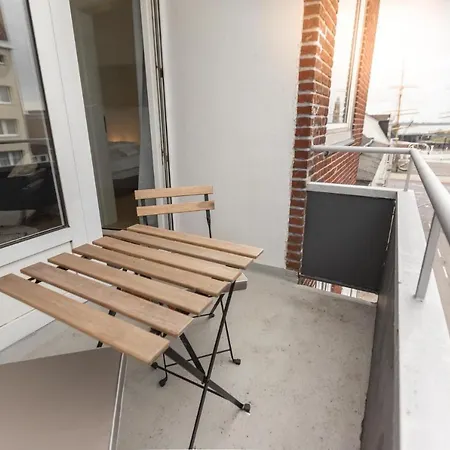 Koje Sieben I Apartment Im Zentrum Mit Meerblick Bremerhaven Exterior foto